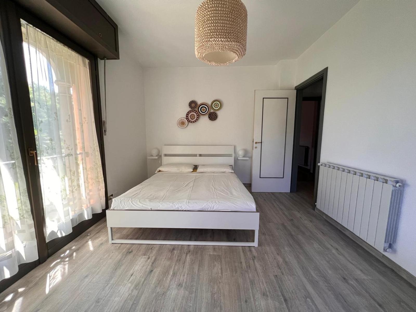 Appartamento In Villa Storica Oleggio Castello Exteriör bild
